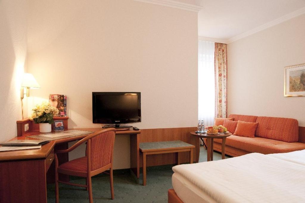 Hotel Haus Am Park Bad Homburg vor der Hoehe Room photo